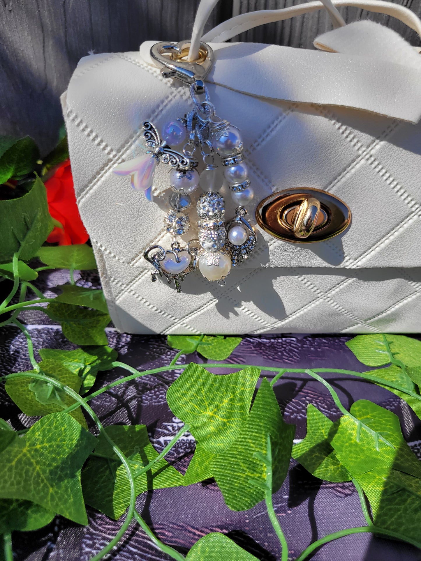 Stylish Minimalist Women's PU Crossover Handbag with Adjustable Strap