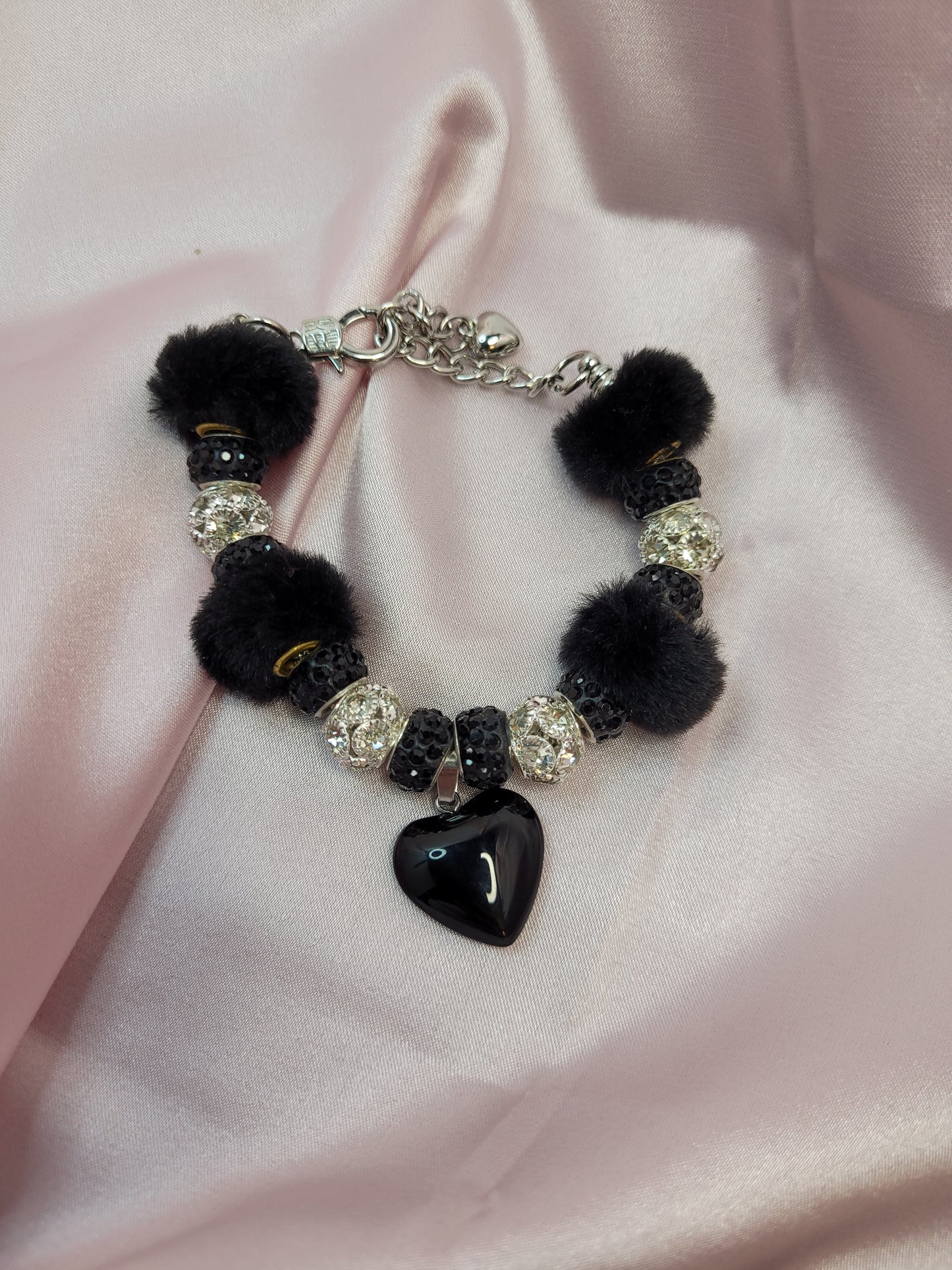 Beautiful Black Heart Bracelet