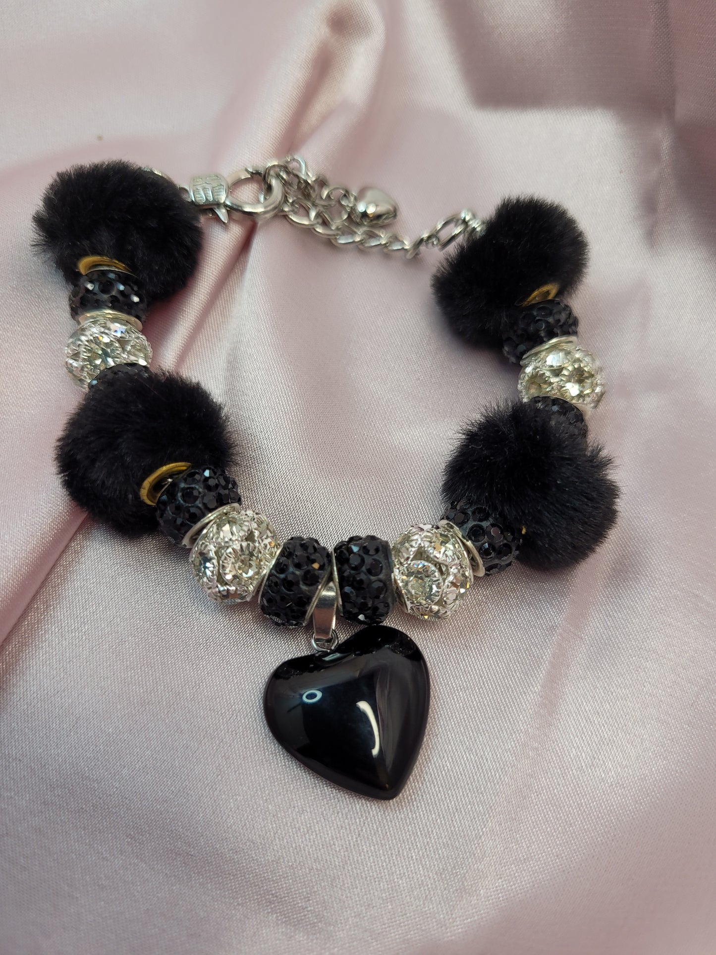 Beautiful Black Heart Bracelet