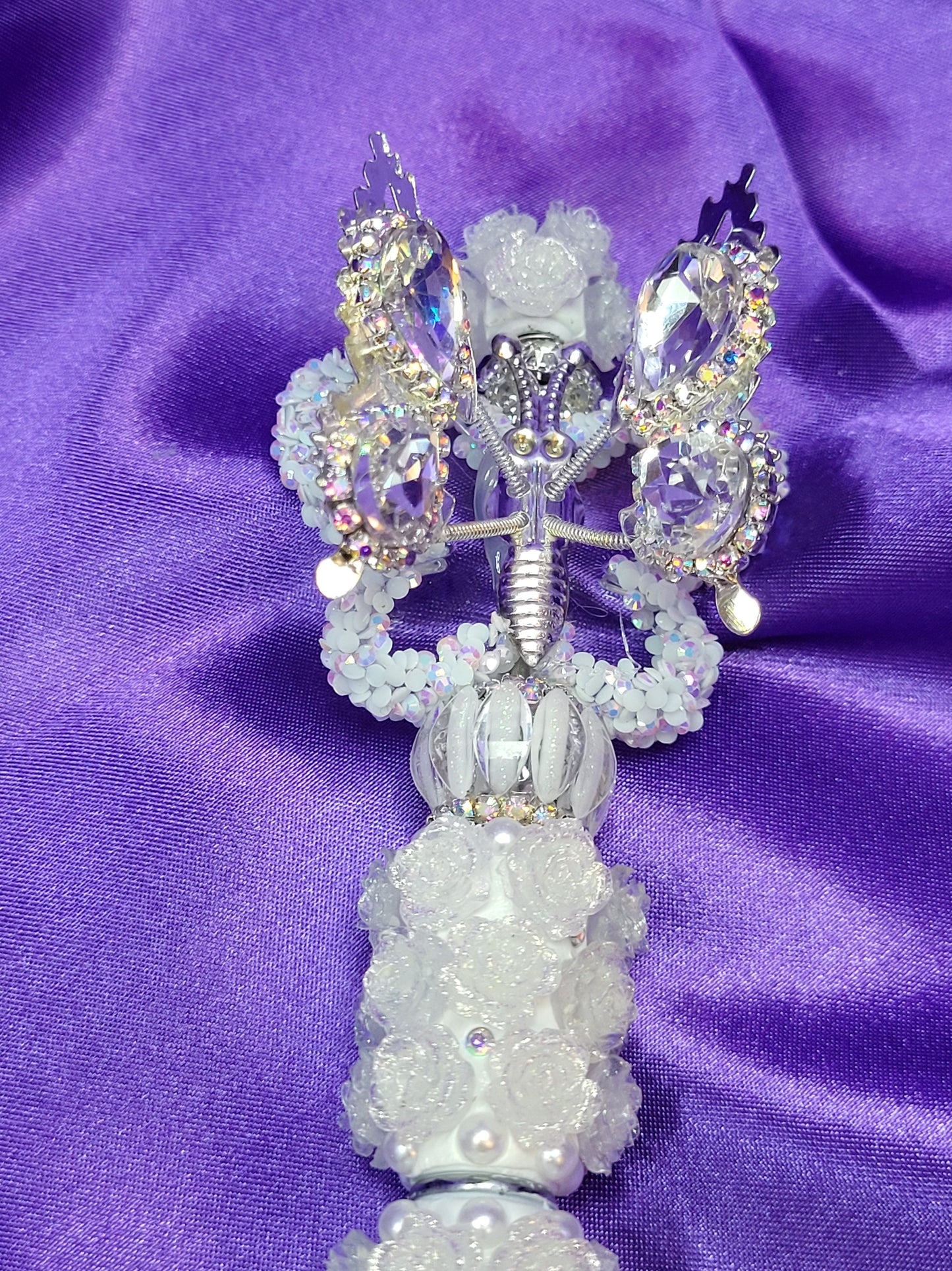 White Elegance Butterfly Pen