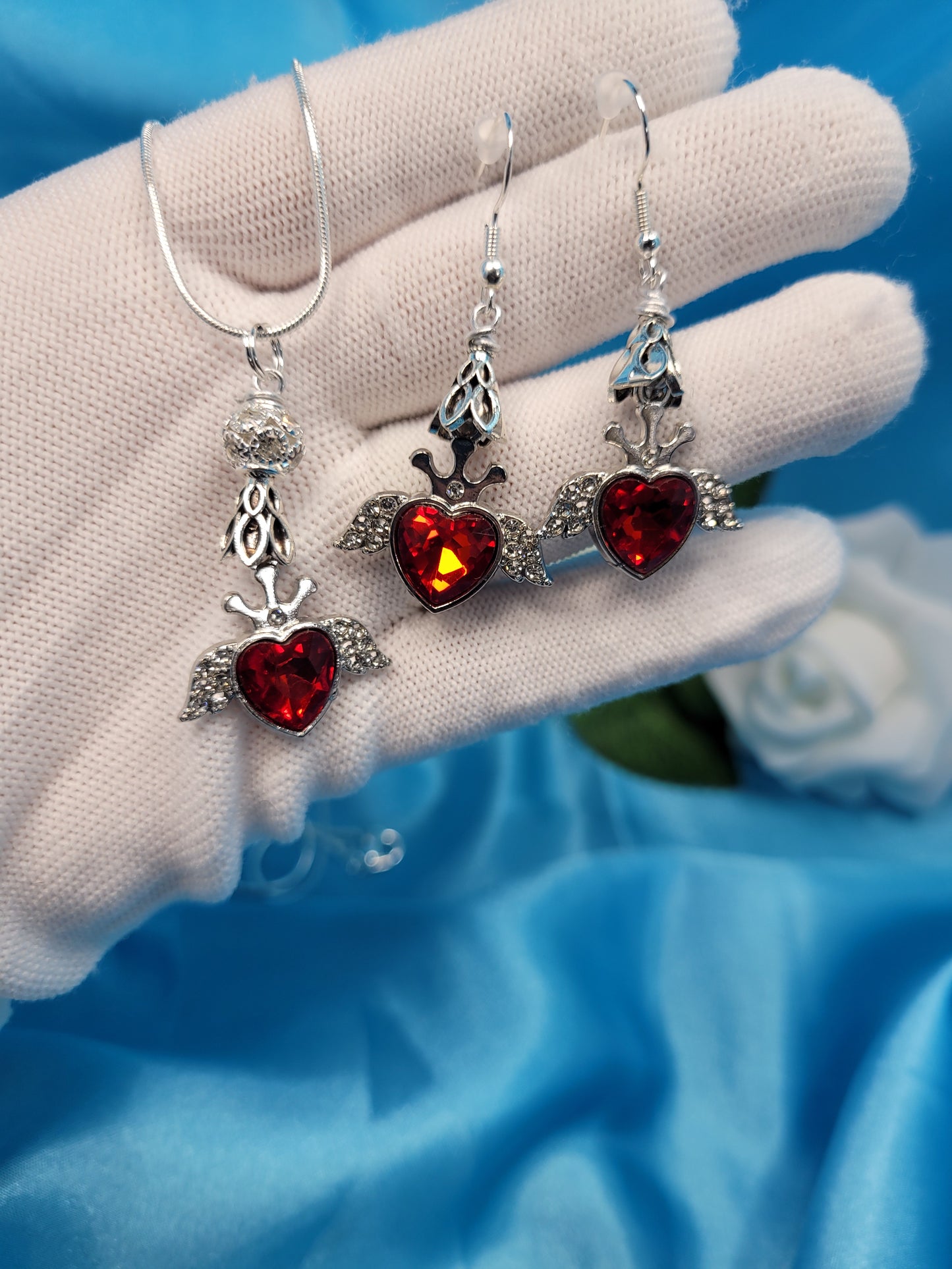 Heart Wing Necklace Set