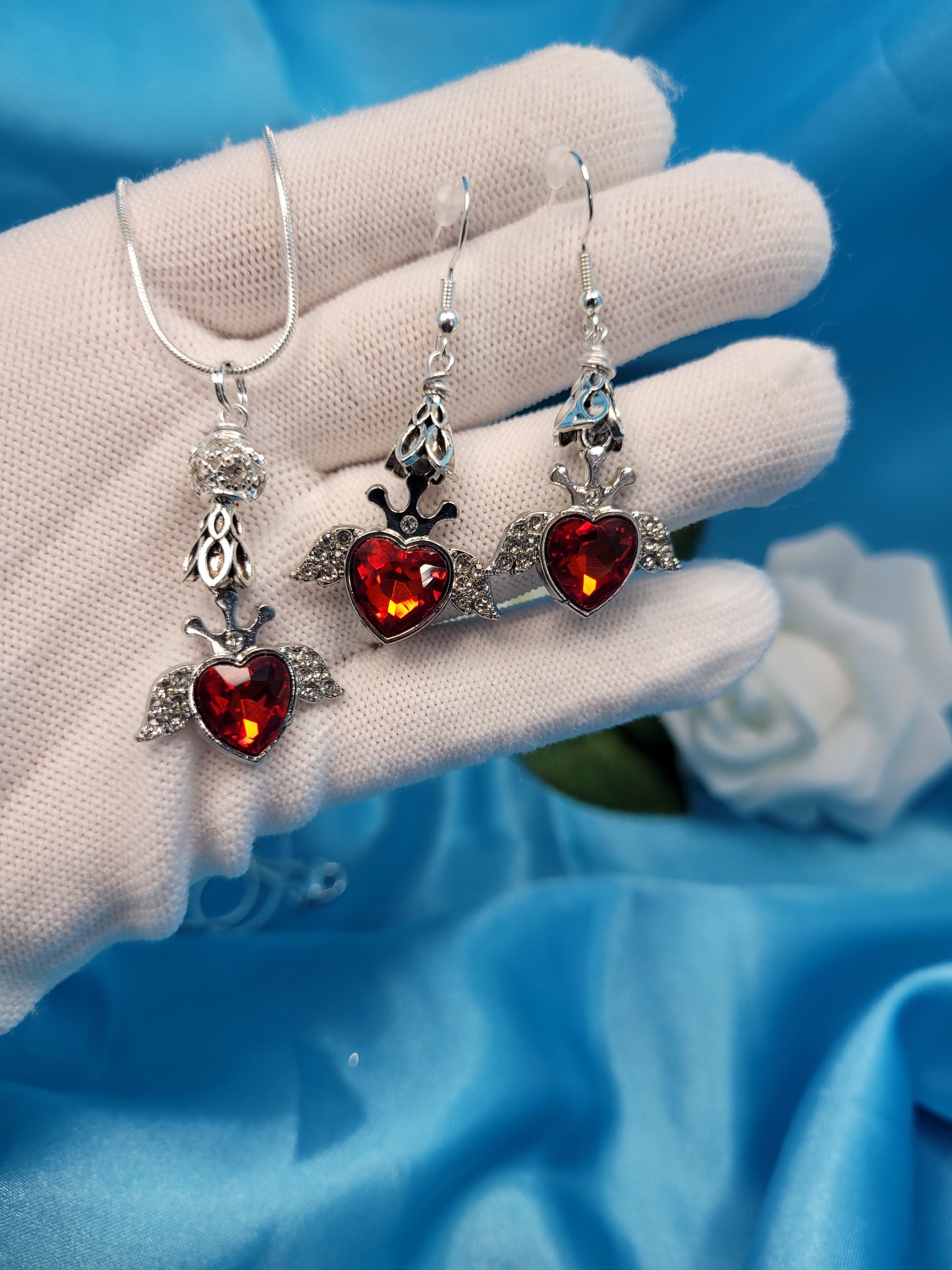 Heart Wing Necklace Set