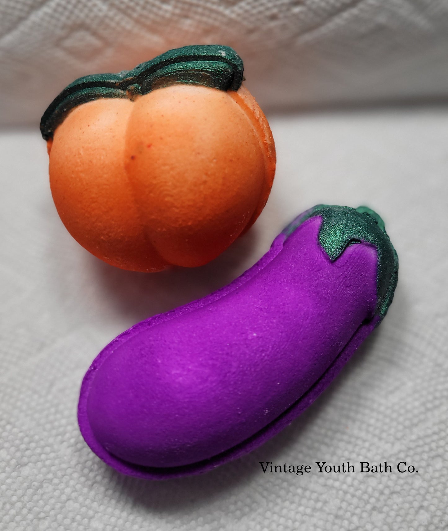 Peach and Eggplant Gift Set Bath Bombs