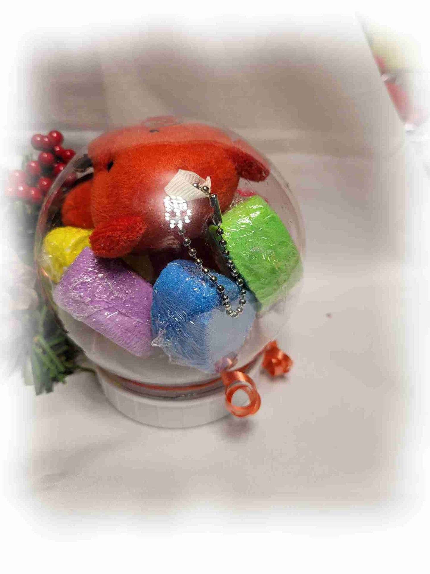 Mini Xmas Lights with Teddy Bear Key chain Snow Globe Bath Bombs, Gift set  Each package contains 5 bombs total and 1 Teddy bear key chain  You keep the snow globe when done as we include instructions on how to make a real snow globe as a keepsake.