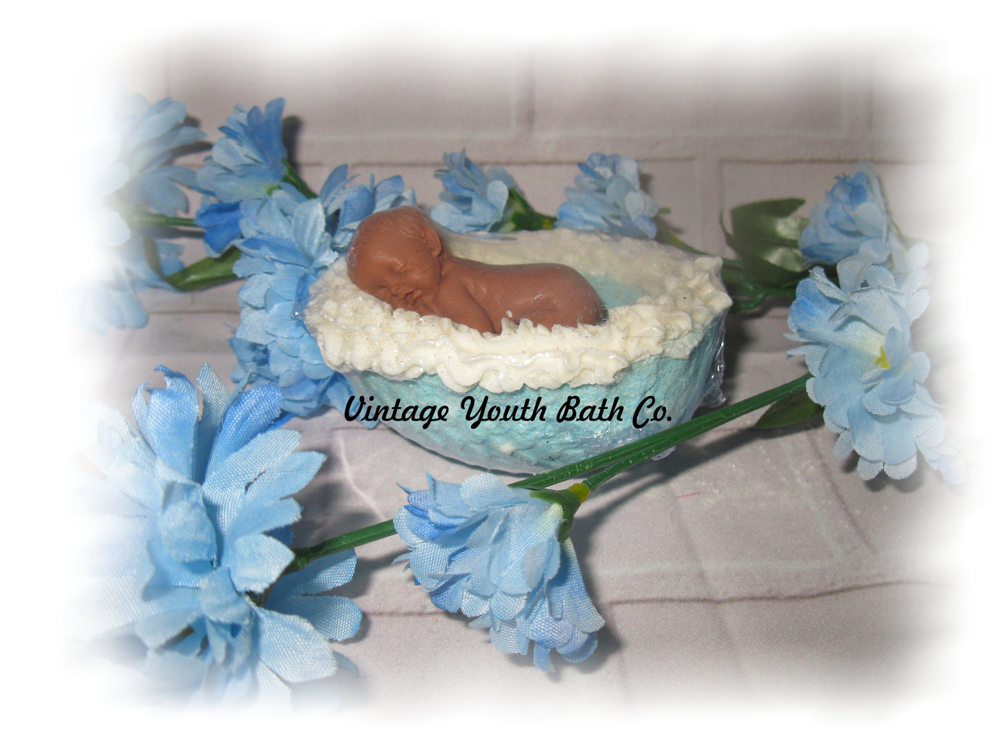 Gender Reveal Bath Bomb Bassinet with soap baby